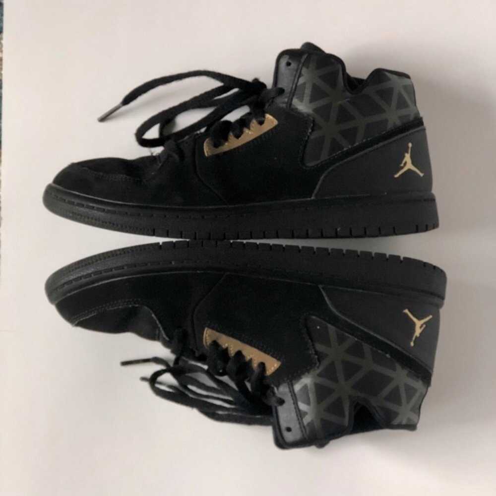 Jordans 3Y